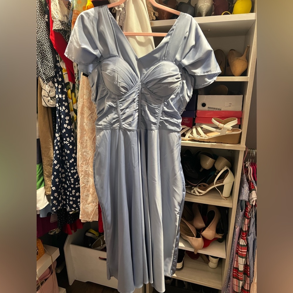 Size 12 boohoo dress